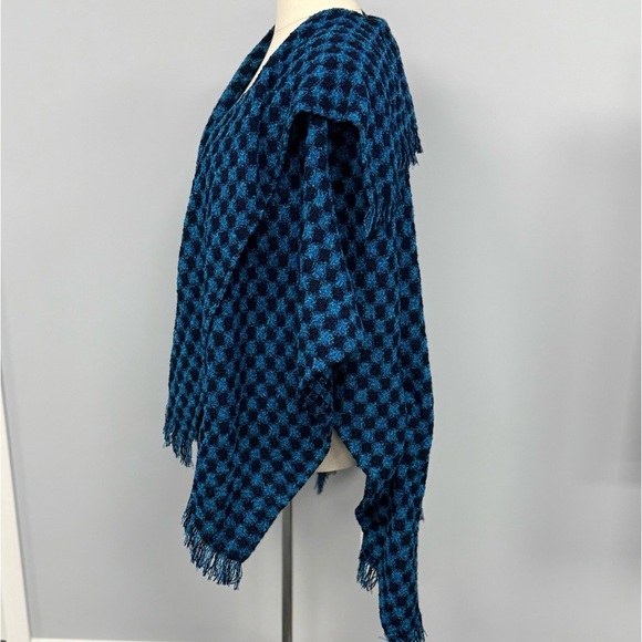 Boyne Valley Weavers Cape Poncho Blackwatch Houndstooth Tartan Ireland Made O/S - Picture 3 of 11